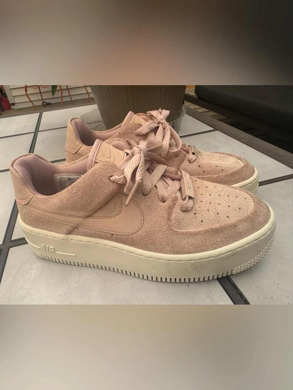 Nike Women’s Blush Suede Low-Top Sneakers AF1 Size 6